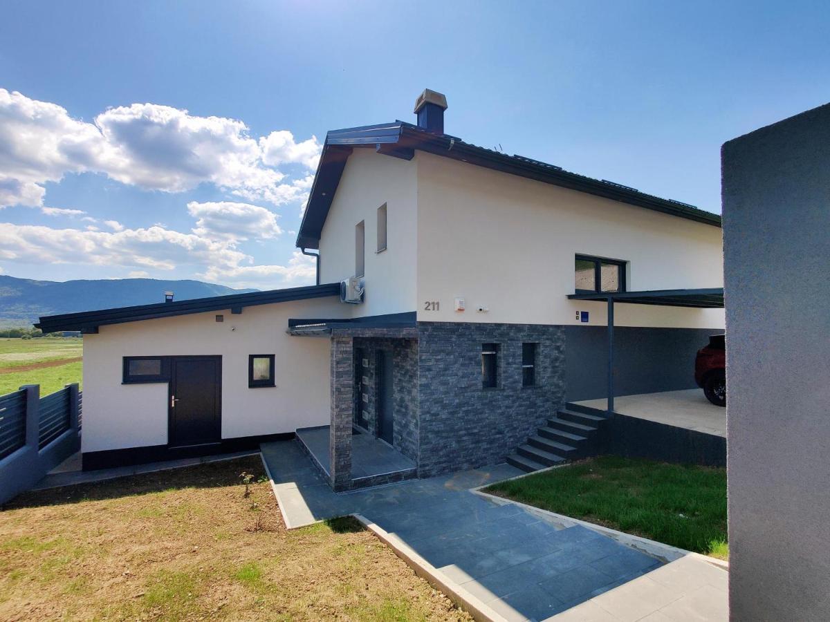 Villa Biser Gacke Sinac Exterior foto